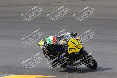 media/Oct-30-2022-CVMA (Sun) [[fb421c3cec]]/Race 6 500 Supersport-350 Supersport/